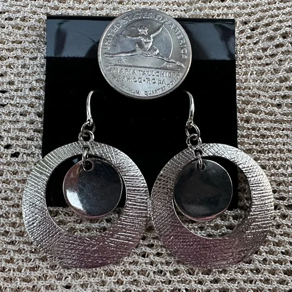 Elegant Silver Dangle Earrings Smooth Circle within textured circle - Picture 3 of 6